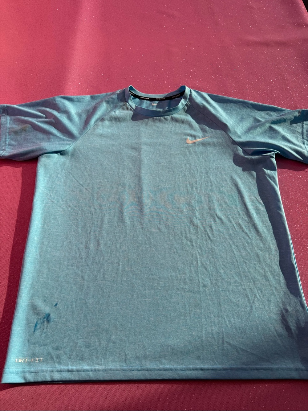 Nike Men’s Teal Short-Sleeve Dri-FIT Performance Tee